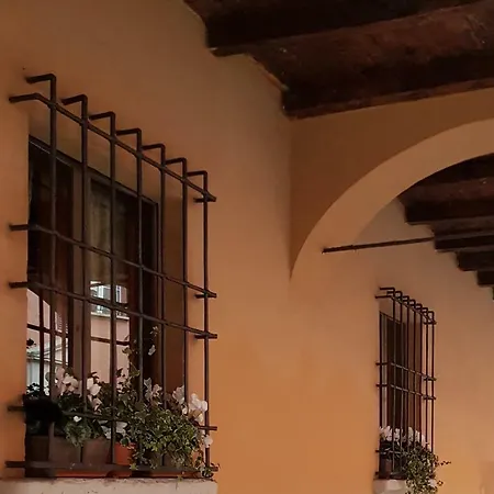 Stella Del Mar S.stefano ボローニャ