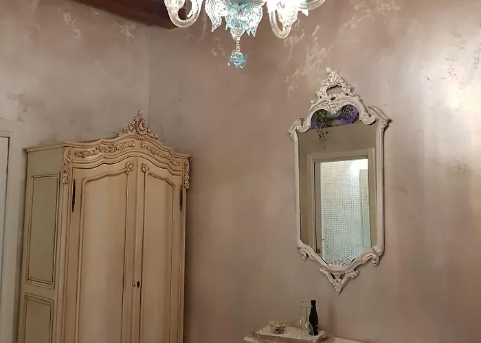 Stella Del Mar S.stefano 3* بولونيا